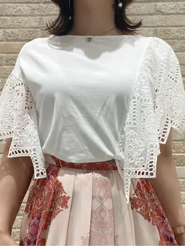 GRACE CONTINENTAL MOMOKO コーディネート画像