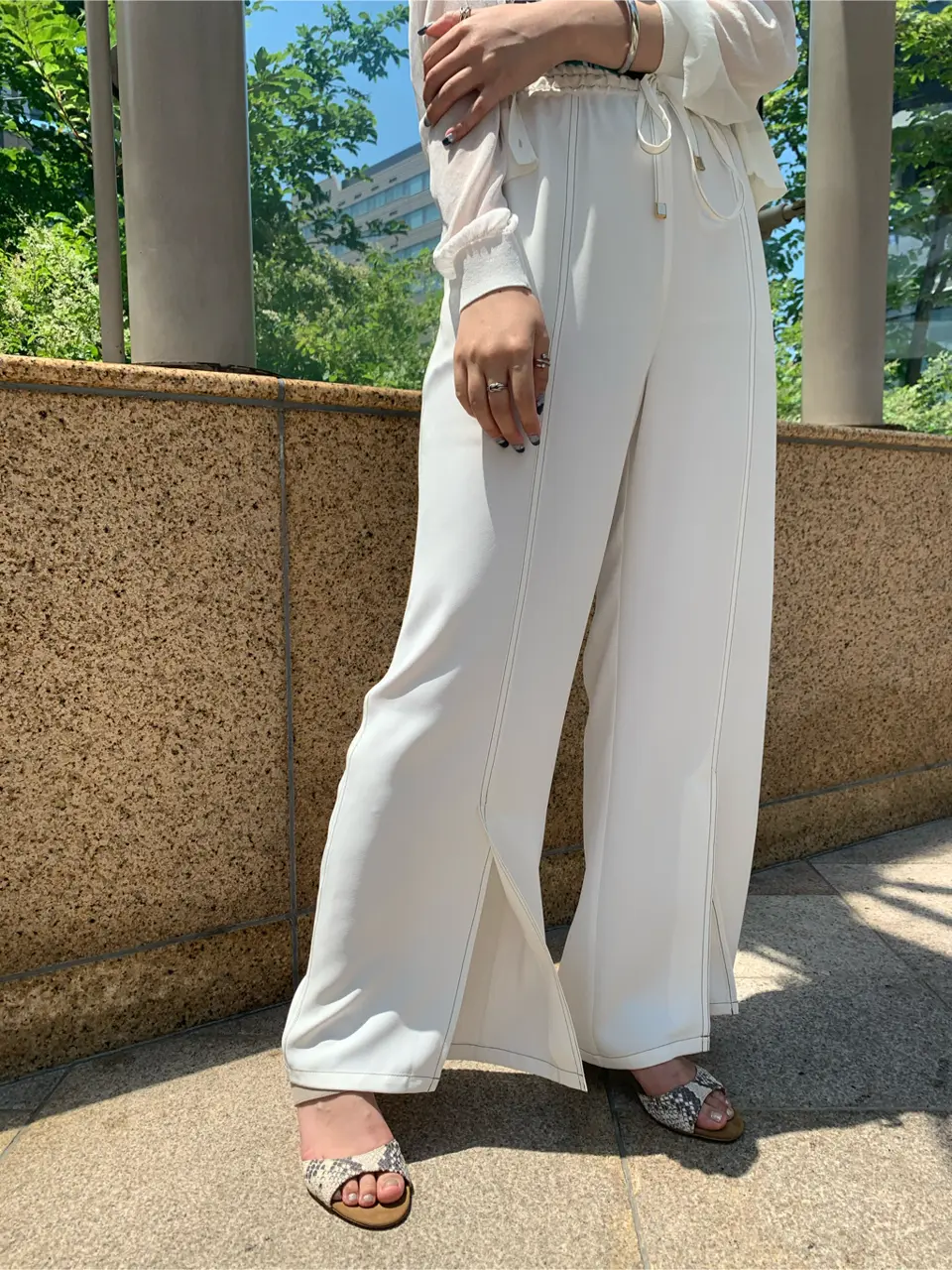 GRACE CONTINENTAL yoshi コーディネート画像