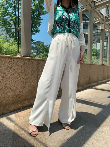 GRACE CONTINENTAL yoshi コーディネート画像