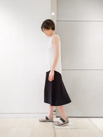 GRACE CONTINENTAL 今野　志保 コーディネート画像