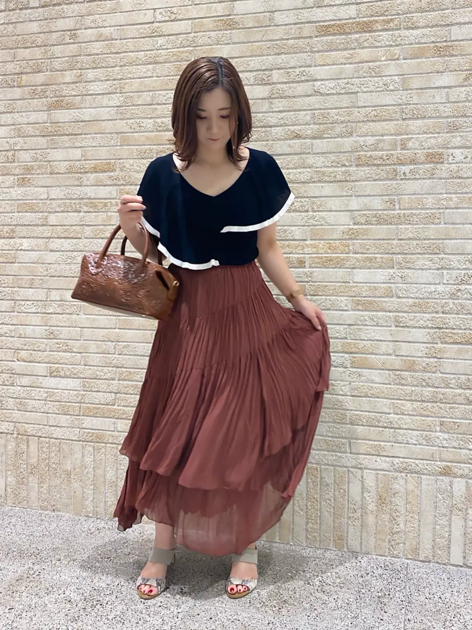 GRACE CONTINENTAL MOMOKO コーディネート画像