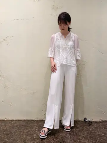 GRACE CONTINENTAL ebata. コーディネート画像