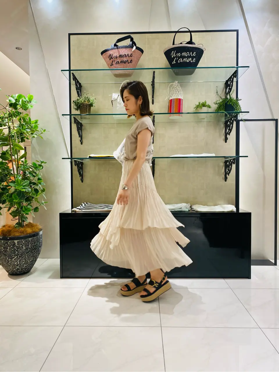 GRACE CONTINENTAL miyata コーディネート画像