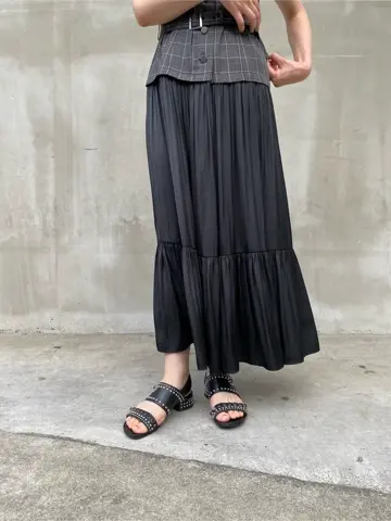 GRACE CONTINENTAL 青木育日 コーディネート画像