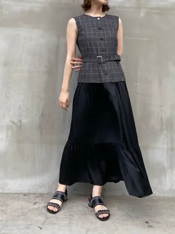 GRACE CONTINENTAL 青木育日 コーディネート画像