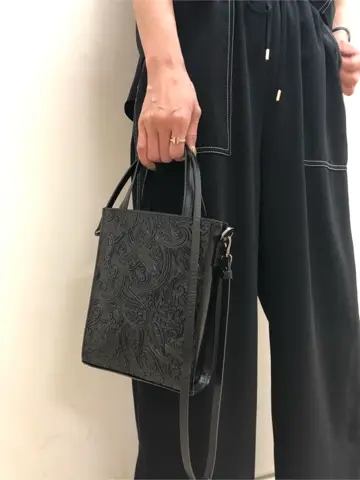 GRACE CONTINENTAL 亀田 未希 コーディネート画像