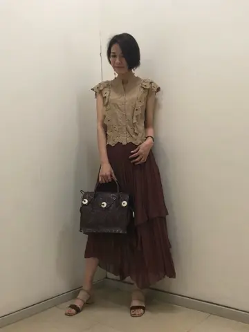 GRACE CONTINENTAL 亀田 未希 コーディネート画像