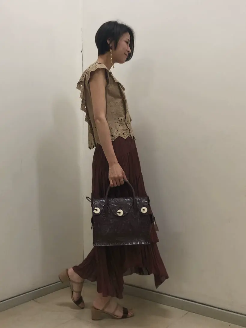 GRACE CONTINENTAL 亀田 未希 コーディネート画像