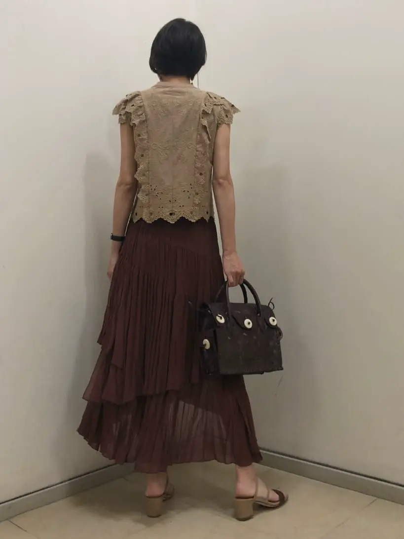 GRACE CONTINENTAL 亀田 未希 コーディネート画像