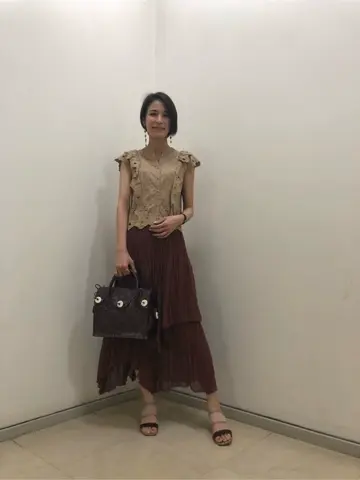 GRACE CONTINENTAL 亀田 未希 コーディネート画像