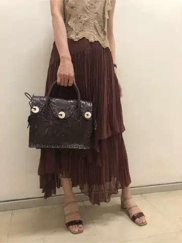 GRACE CONTINENTAL 亀田 未希 コーディネート画像