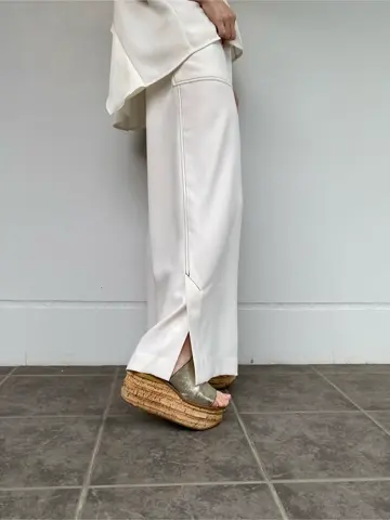 GRACE CONTINENTAL 青木育日 コーディネート画像