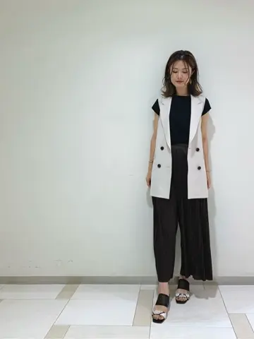 GRACE CONTINENTAL A.Kameyama コーディネート画像