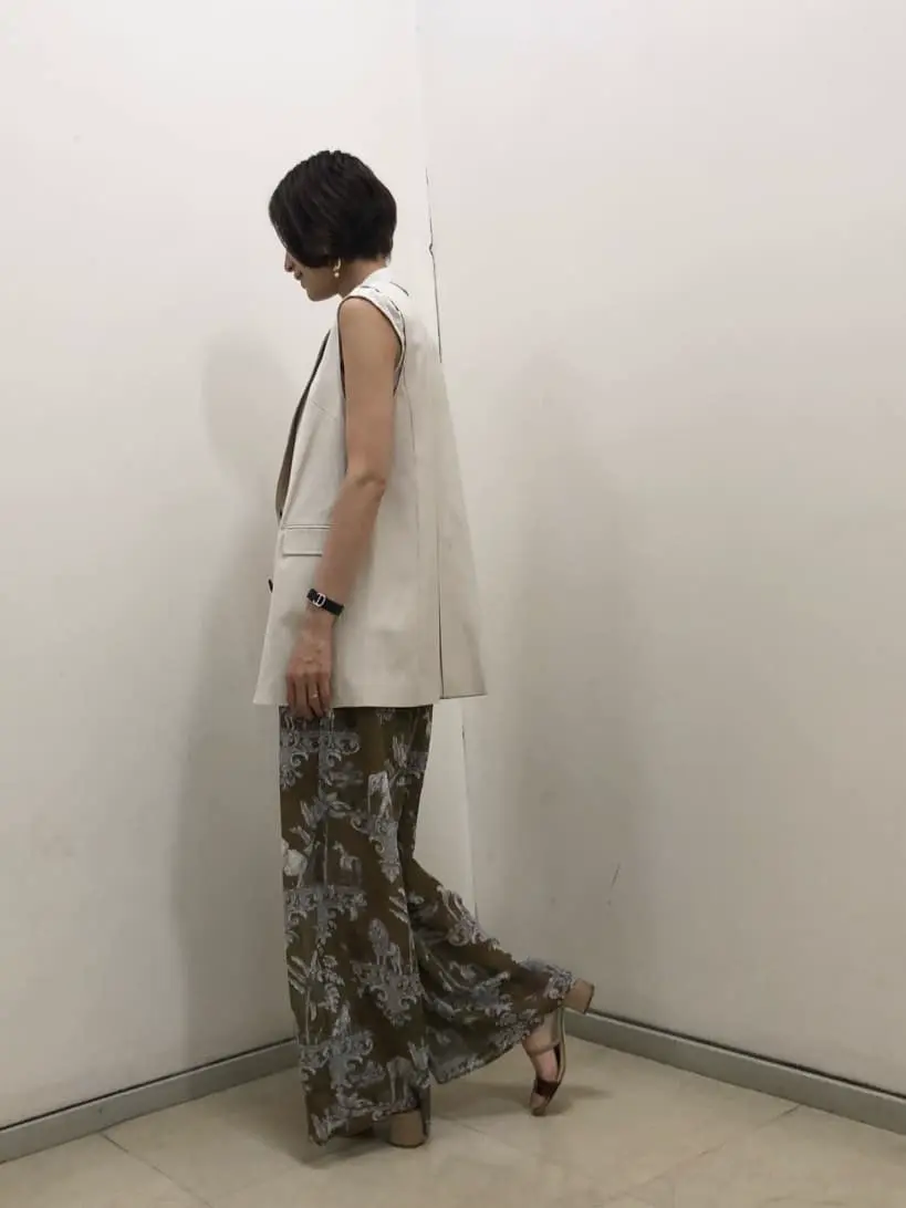 GRACE CONTINENTAL 亀田 未希 コーディネート画像