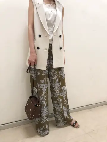 GRACE CONTINENTAL 亀田 未希 コーディネート画像