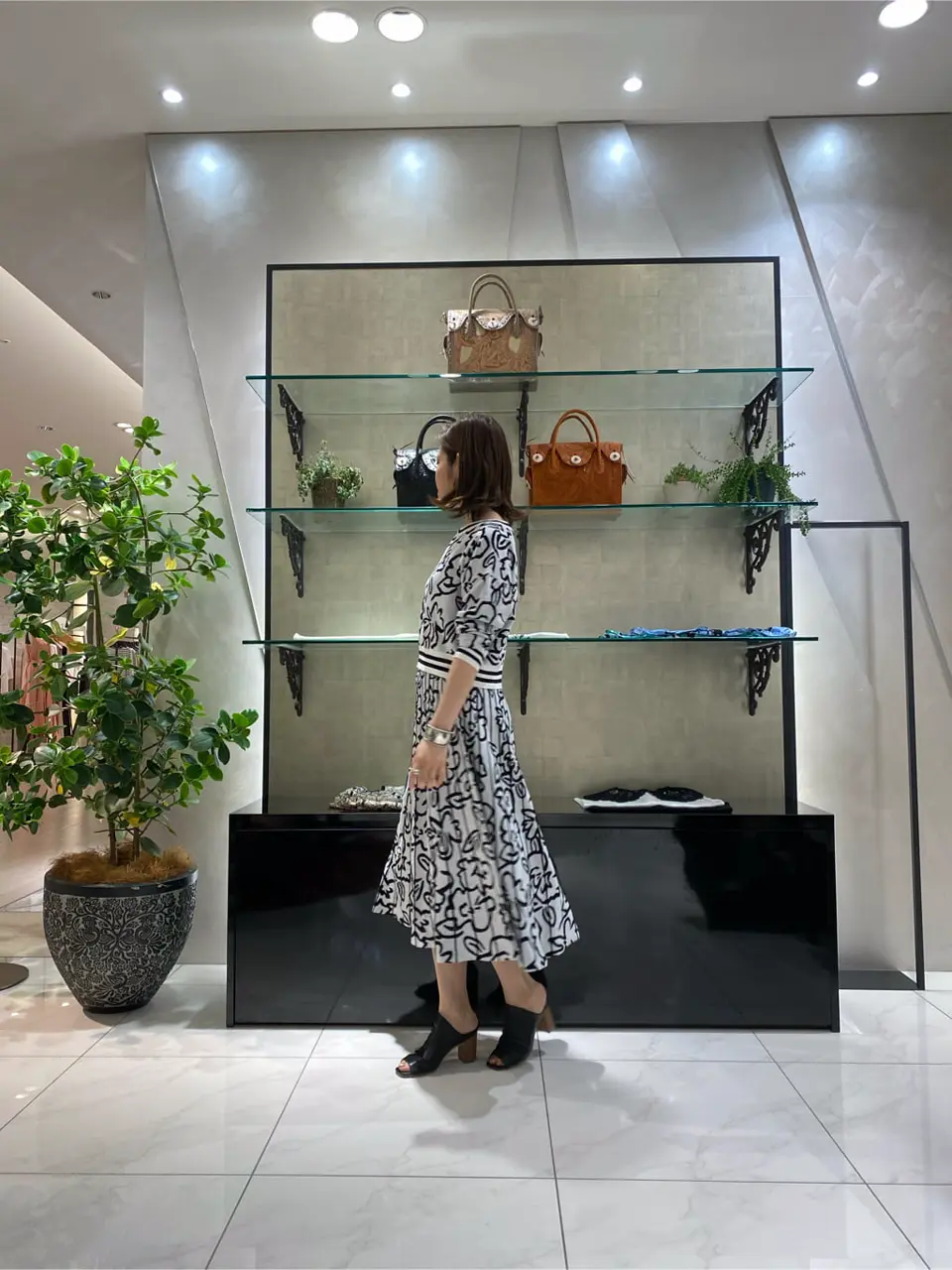 GRACE CONTINENTAL miyata コーディネート画像