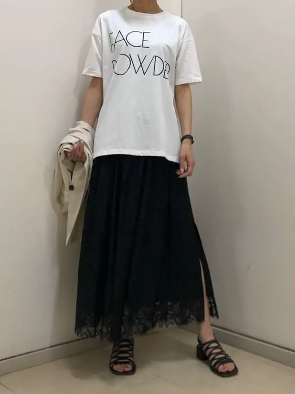 GRACE CONTINENTAL 亀田 未希 コーディネート画像