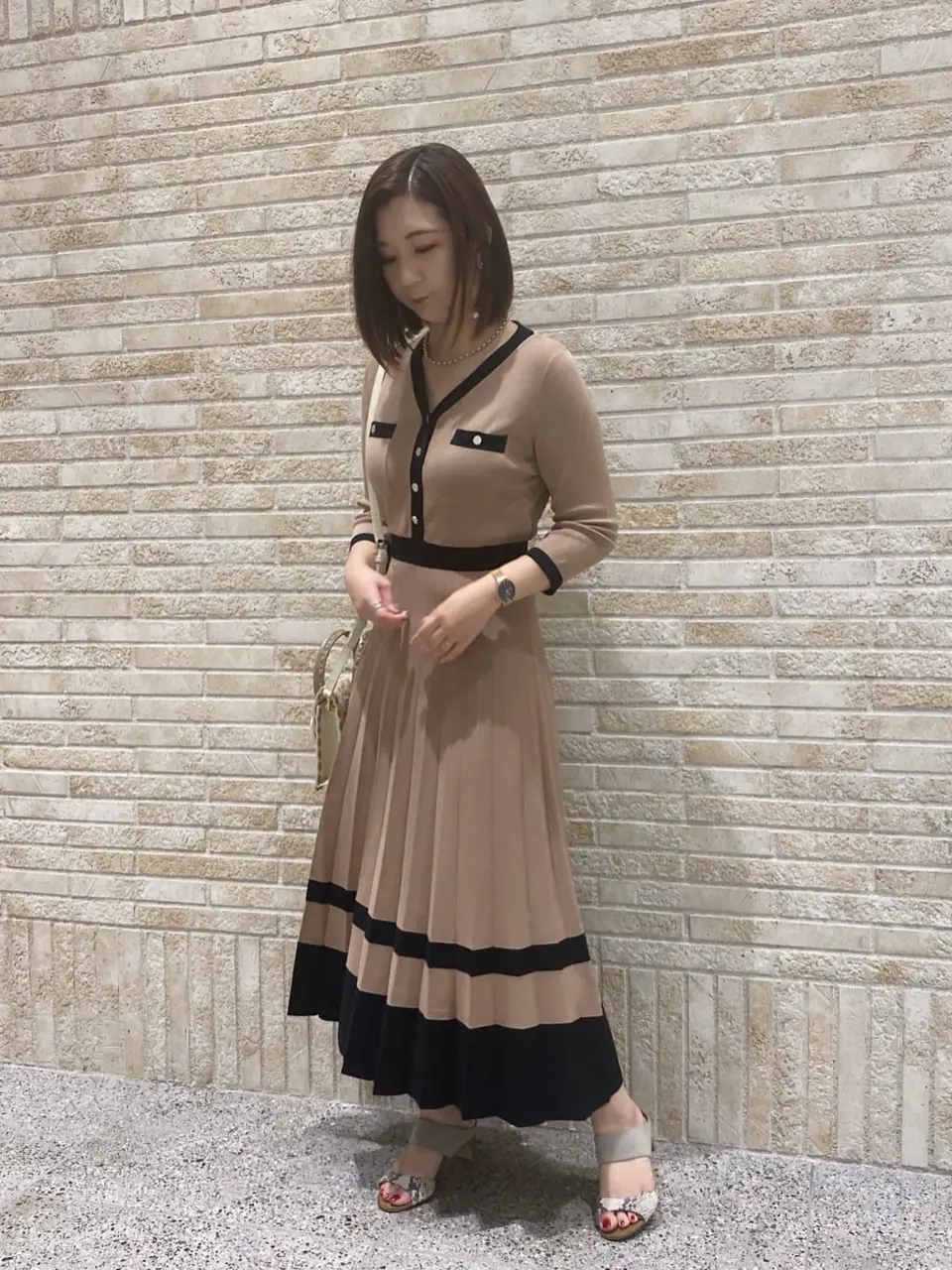 GRACE CONTINENTAL MOMOKO コーディネート画像