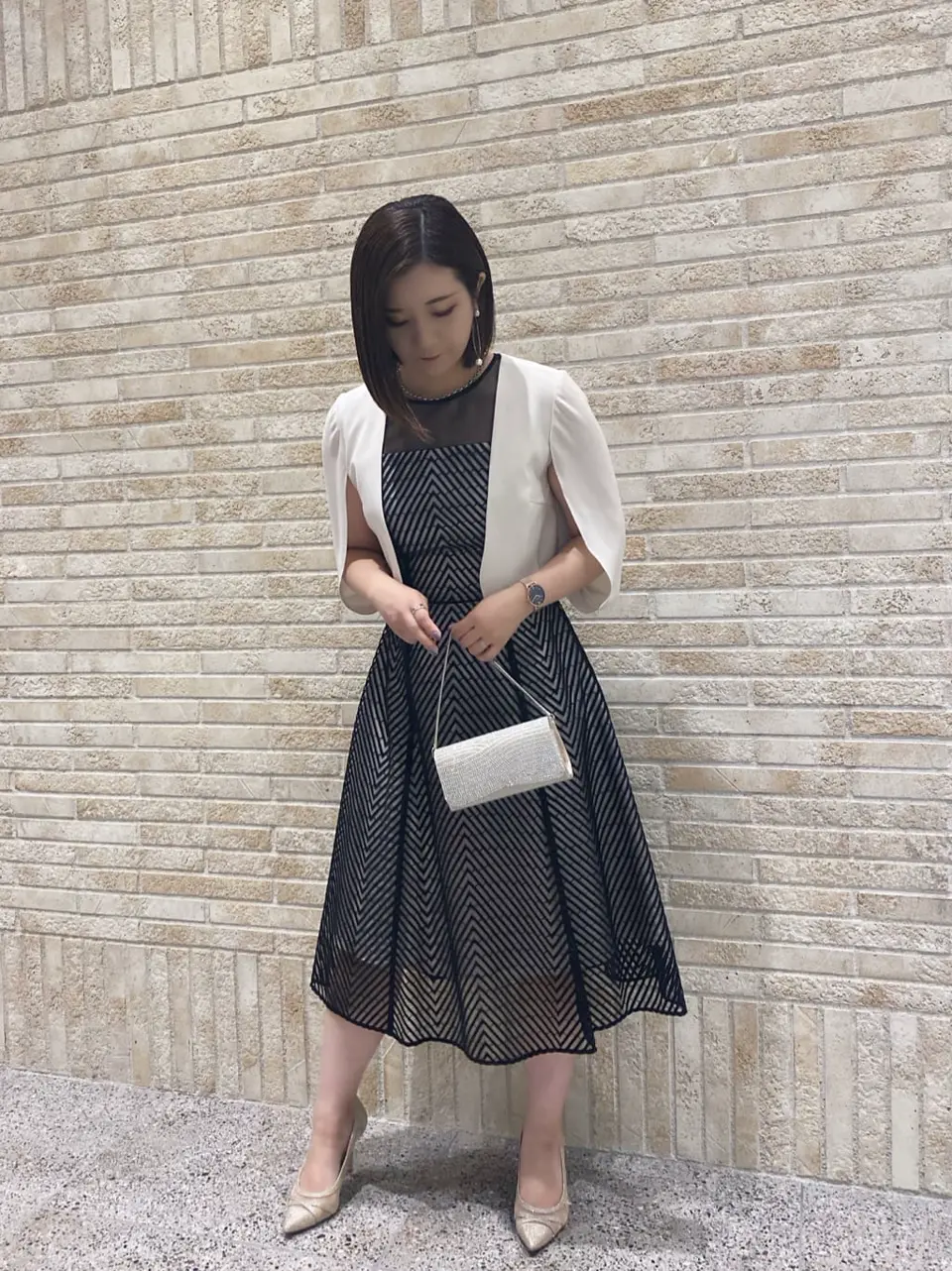 GRACE CONTINENTAL MOMOKO コーディネート画像