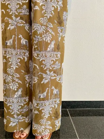 GRACE CONTINENTAL 佐藤　優里香 コーディネート画像