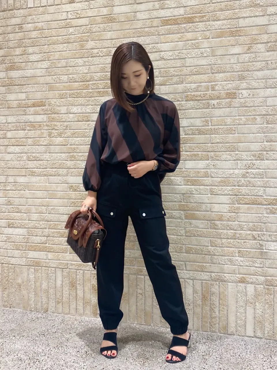 GRACE CONTINENTAL MOMOKO コーディネート画像