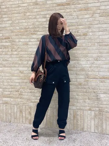 GRACE CONTINENTAL MOMOKO コーディネート画像