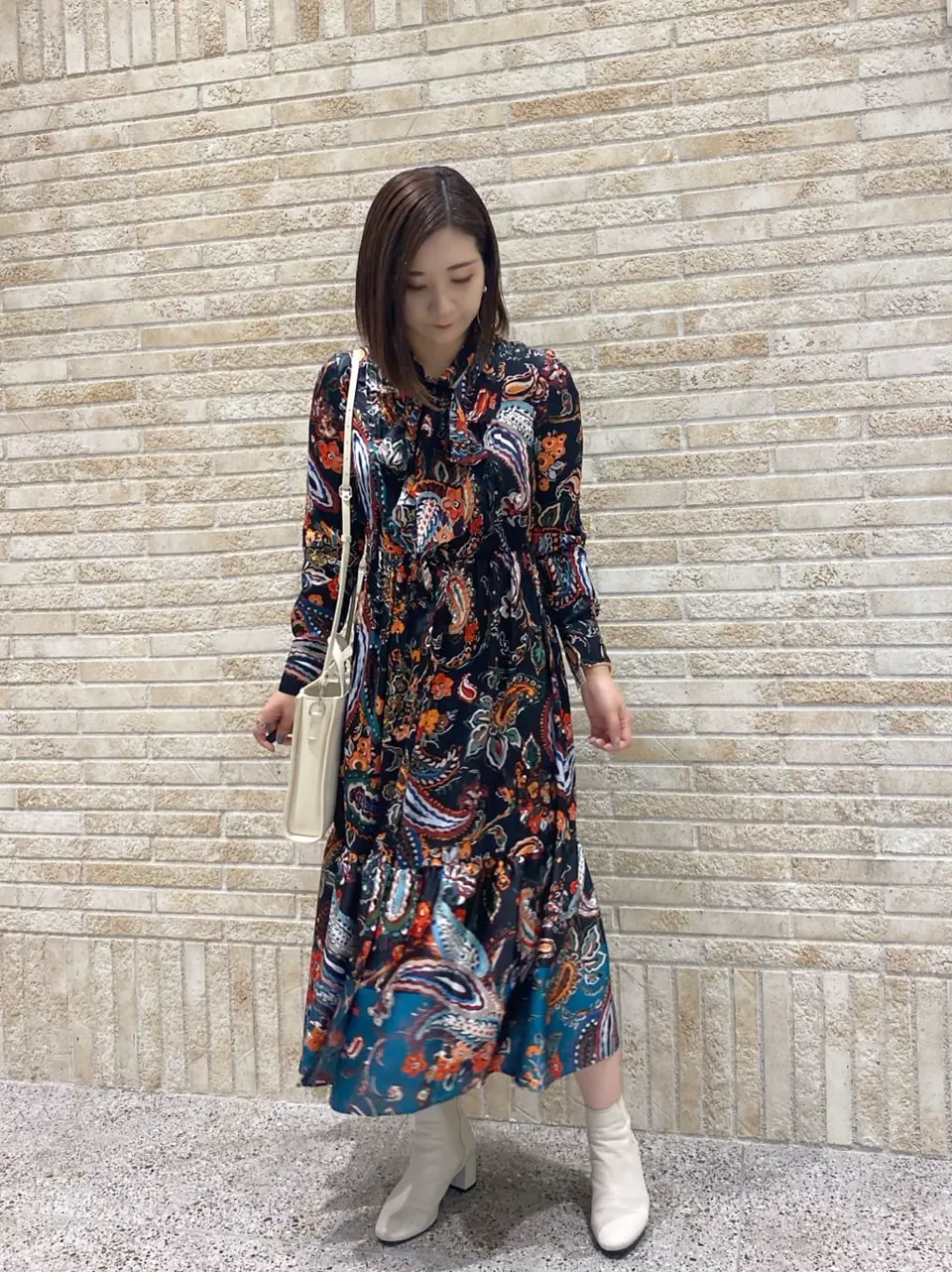 GRACE CONTINENTAL MOMOKO コーディネート画像