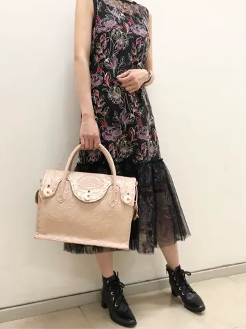 GRACE CONTINENTAL 亀田 未希 コーディネート画像