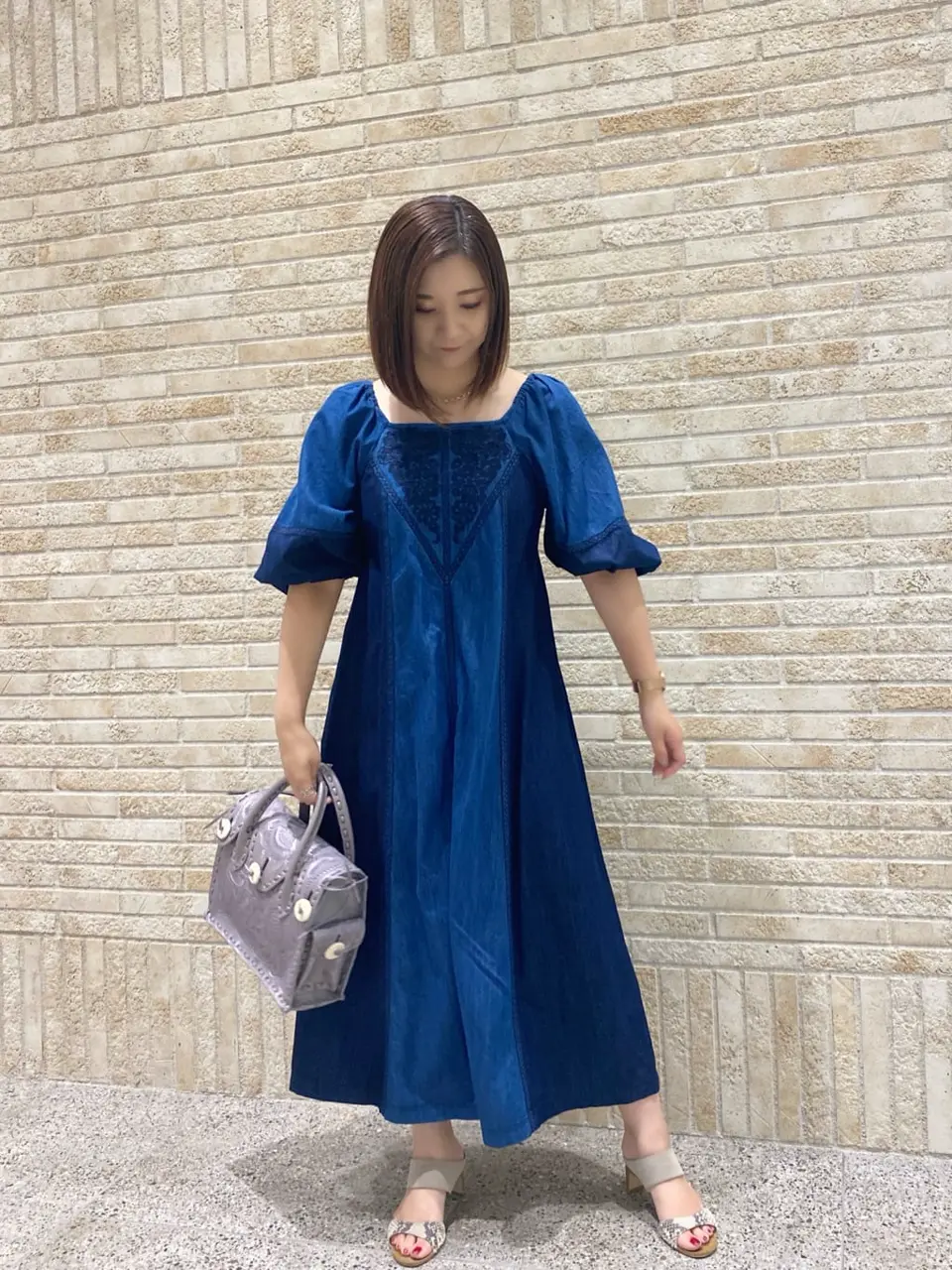 GRACE CONTINENTAL MOMOKO コーディネート画像