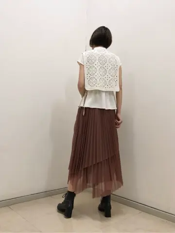 GRACE CONTINENTAL 亀田 未希 コーディネート画像