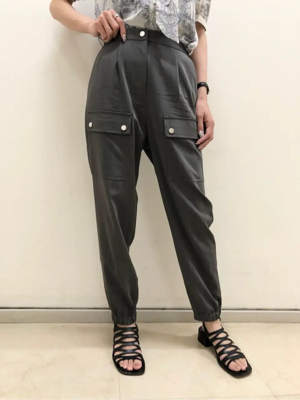 GRACE CONTINENTAL 亀田 未希 コーディネート画像