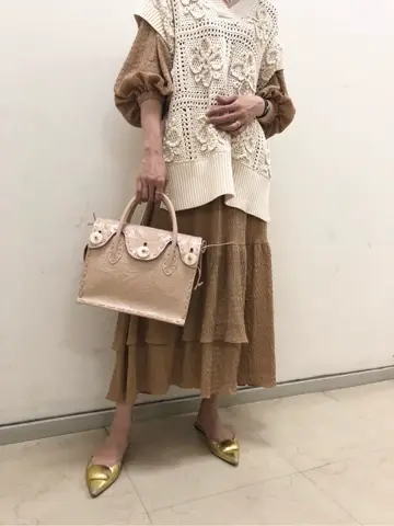 GRACE CONTINENTAL 亀田 未希 コーディネート画像