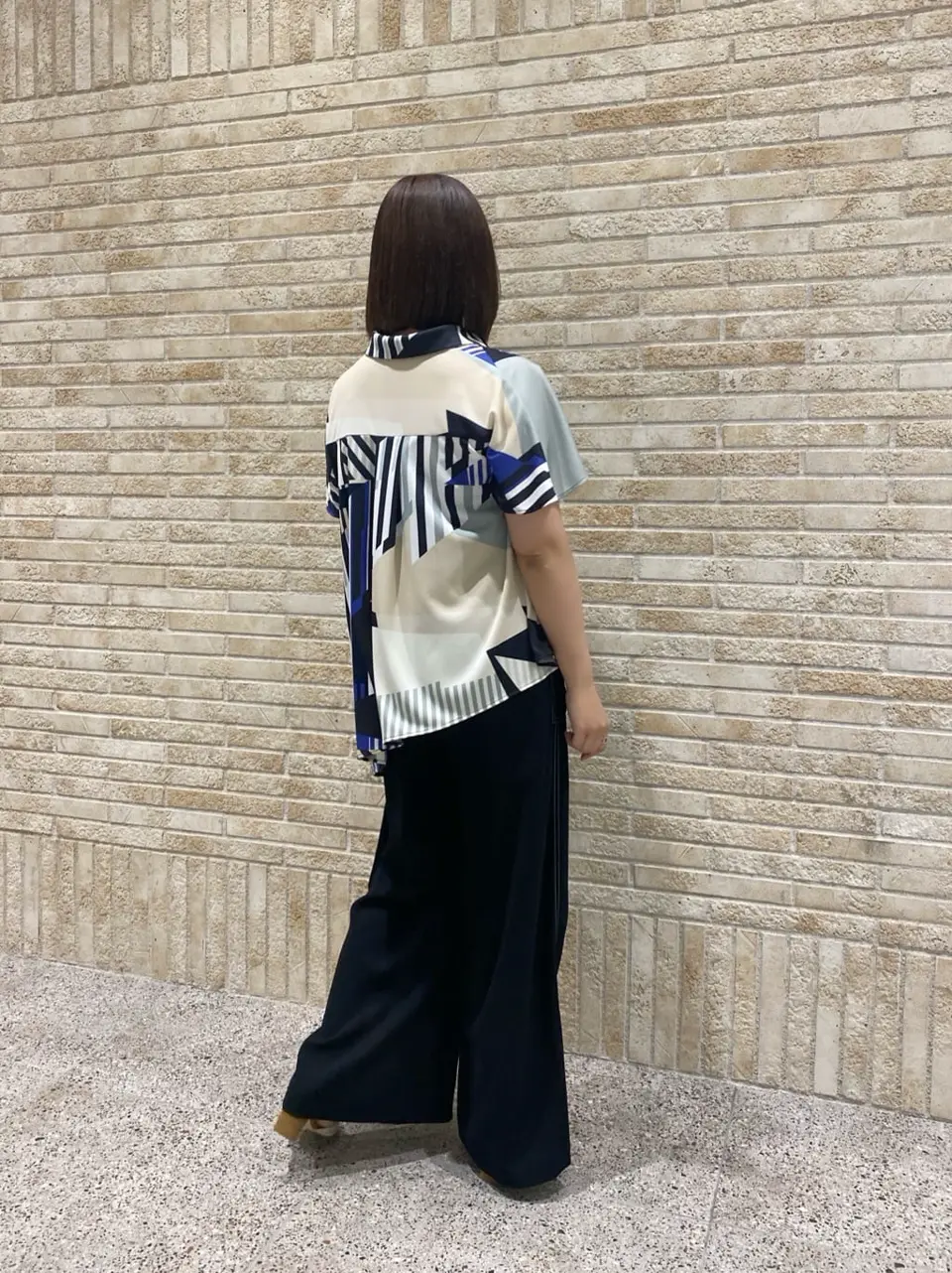 GRACE CONTINENTAL MOMOKO コーディネート画像