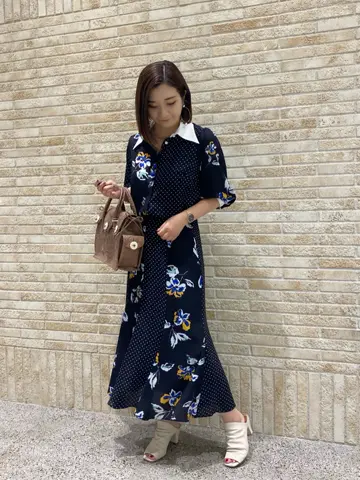 GRACE CONTINENTAL MOMOKO コーディネート画像