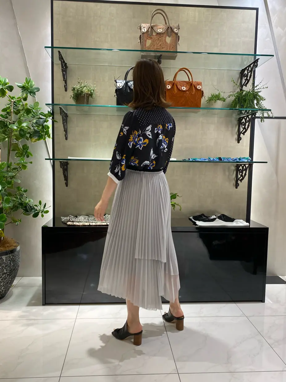 GRACE CONTINENTAL miyata コーディネート画像