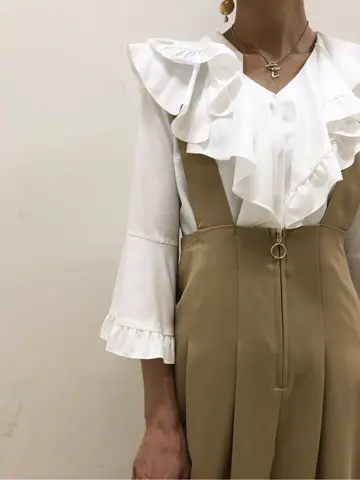 GRACE CONTINENTAL 亀田 未希 コーディネート画像