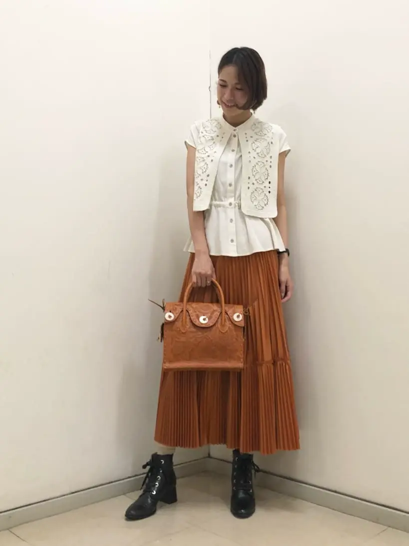 GRACE CONTINENTAL 亀田 未希 コーディネート画像