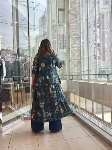 GRACE CONTINENTAL KANA.U コーディネート画像