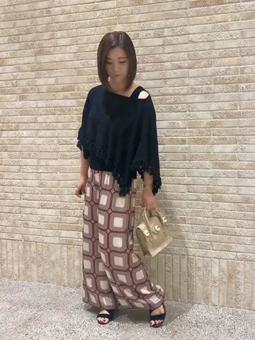 GRACE CONTINENTAL MOMOKO コーディネート画像