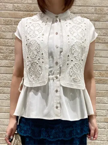 GRACE CONTINENTAL MOMOKO コーディネート画像