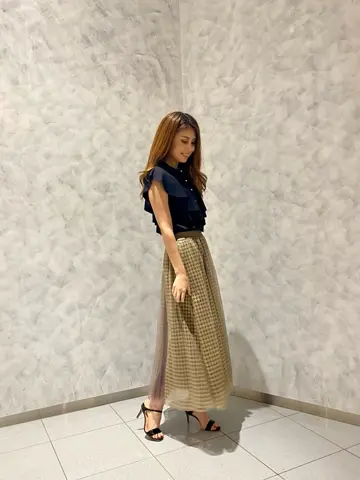 GRACE CONTINENTAL 志田　悠 コーディネート画像