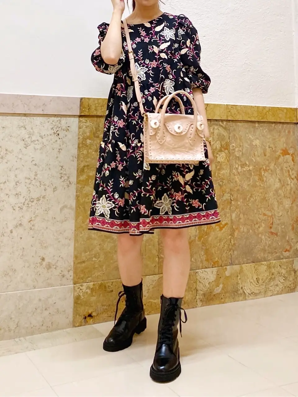 GRACE CONTINENTAL MORITA AI コーディネート画像