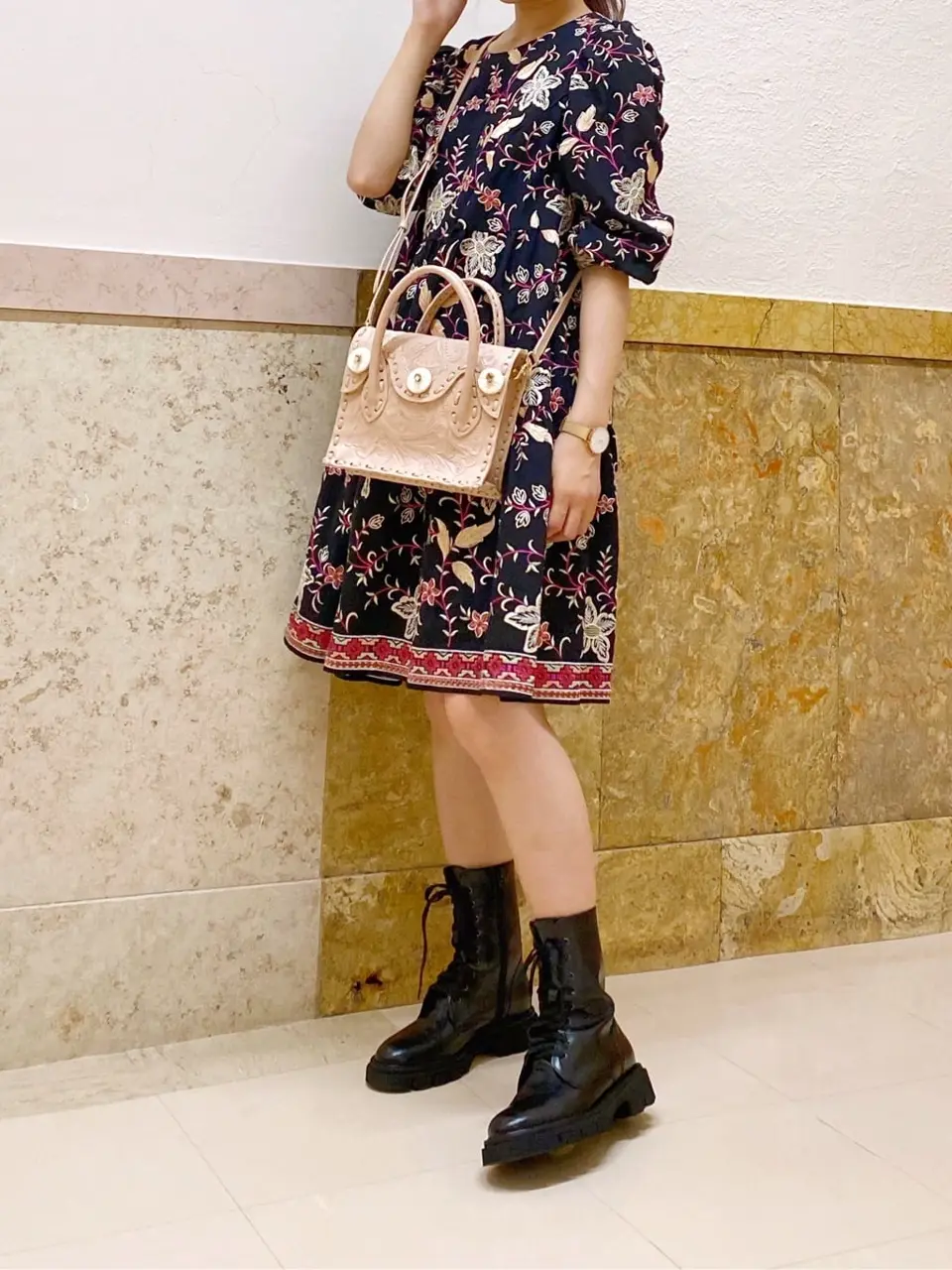 GRACE CONTINENTAL MORITA AI コーディネート画像