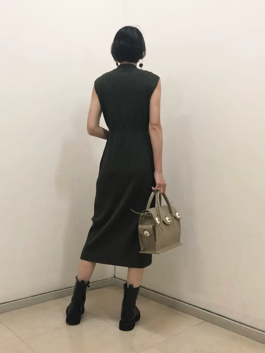 GRACE CONTINENTAL 亀田 未希 コーディネート画像