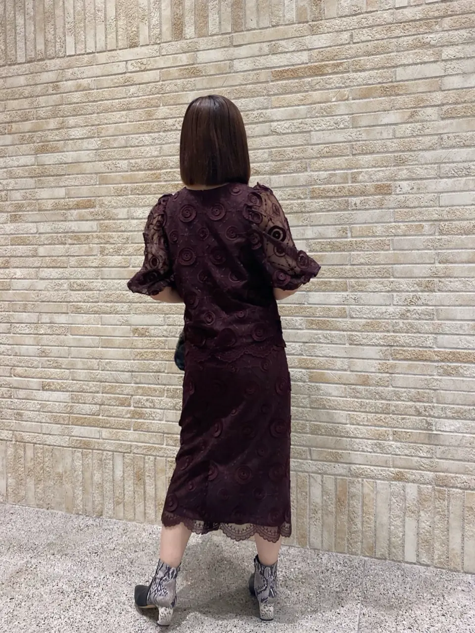 GRACE CONTINENTAL MOMOKO コーディネート画像