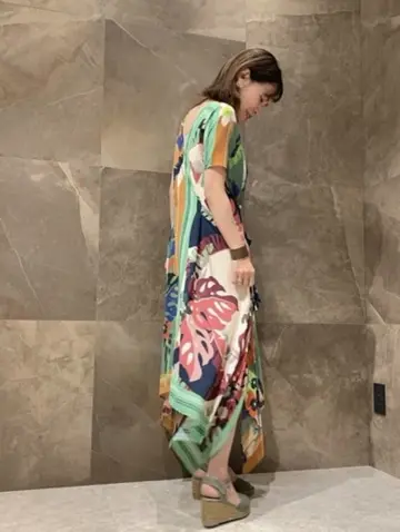 GRACE CONTINENTAL 穐山　香織 コーディネート画像