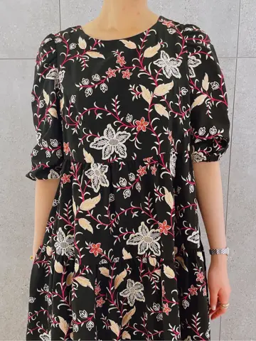 GRACE CONTINENTAL 伊藤　静華 コーディネート画像