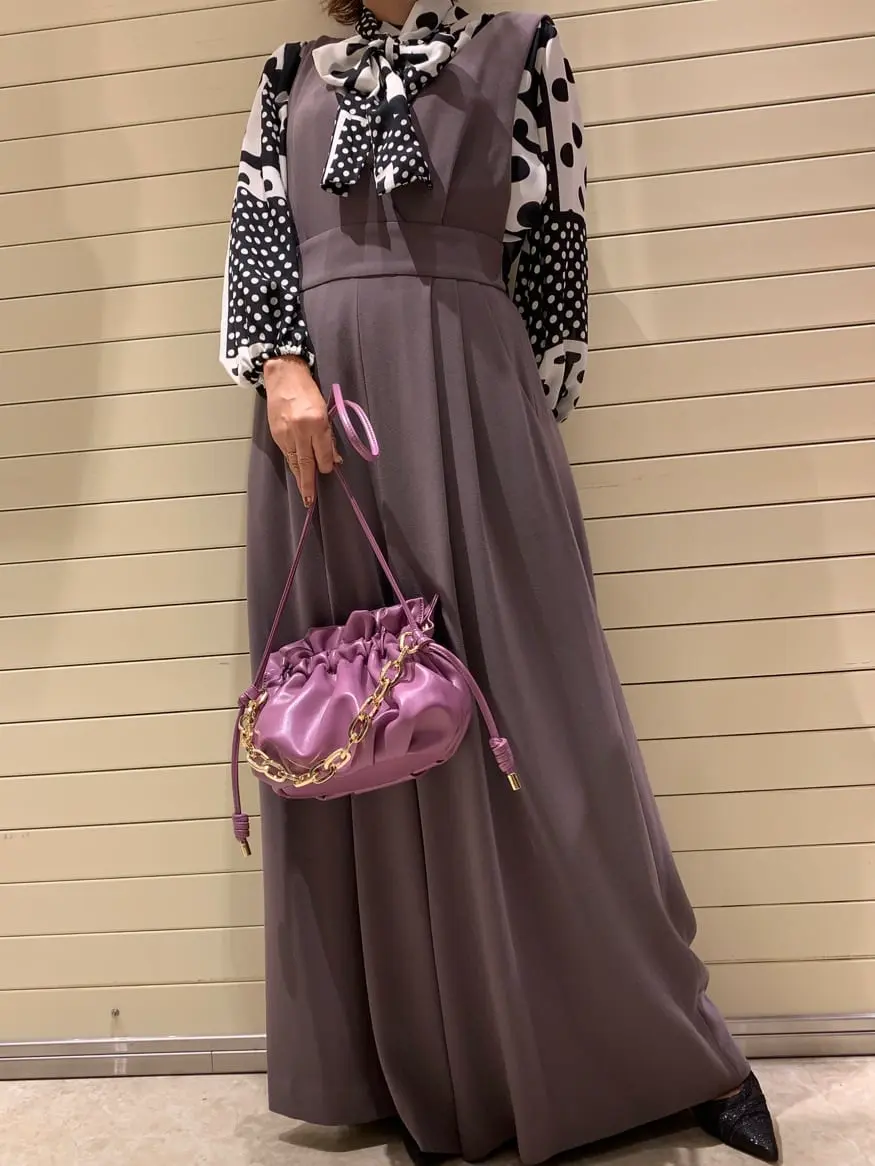 GRACE CONTINENTAL 穐山　香織 コーディネート画像