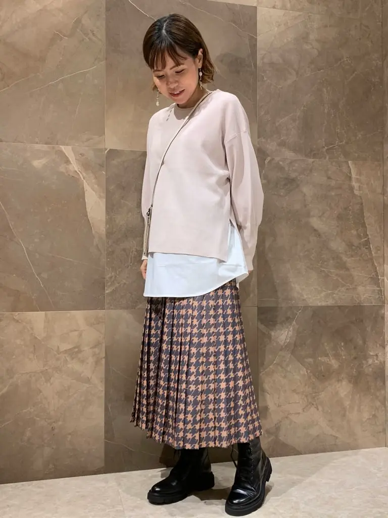 GRACE CONTINENTAL 穐山　香織 コーディネート画像