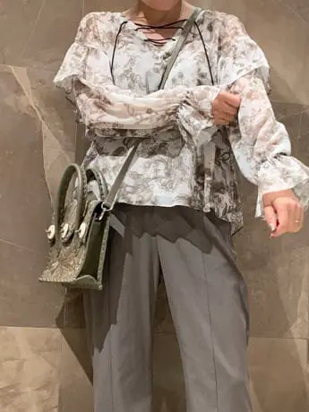 GRACE CONTINENTAL 穐山　香織 コーディネート画像